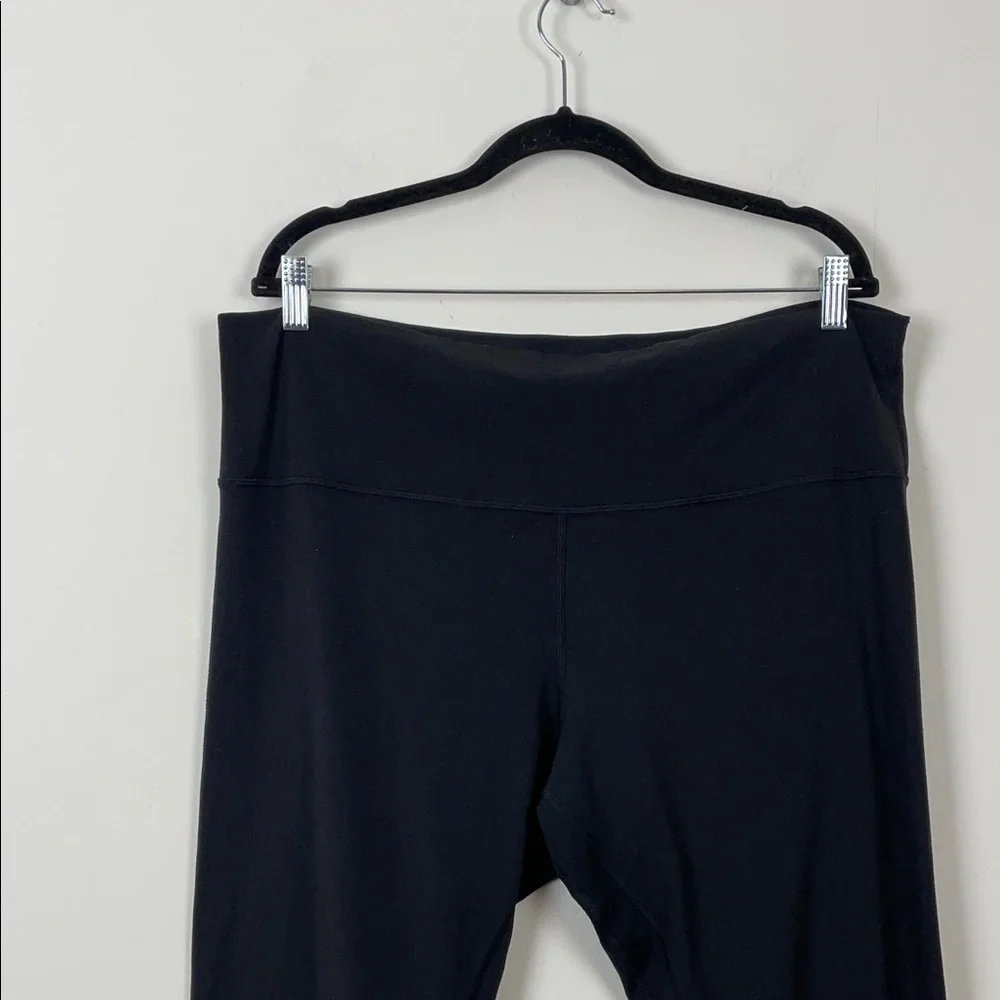 Lululemon Pilates Athleisure Women's 18 Stretch Active Yoga Black Legging Pants - Picture 3 of 8